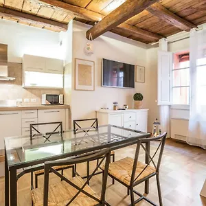 Apartamento Palazzo Bocchi - The Place