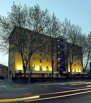 Hotel Fiera Wellness & Spa Bolonia